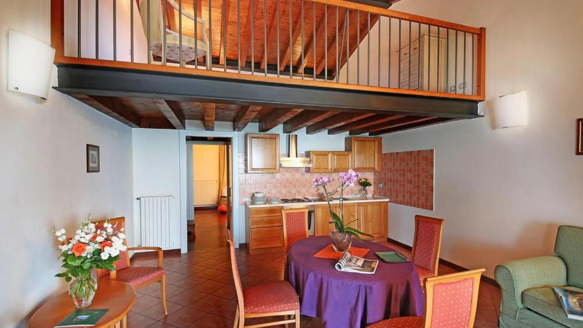 Domina Borgo degli Ulivi - Garda Lake Gardone Riviera 4*,
