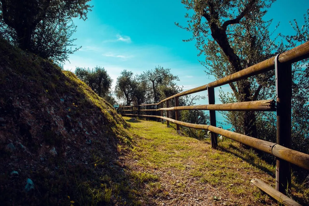 Domina Borgo Degli Ulivi - Garda Lake Gardone Riviera 4*,